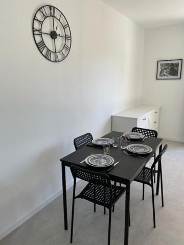 Appartement 30 M2, Piscine Et Parking Prive Mouans-Sartoux Eksteriør bilde