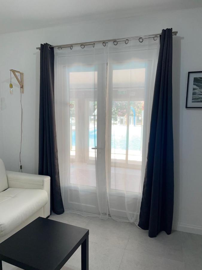 Appartement 30 M2, Piscine Et Parking Prive Mouans-Sartoux Eksteriør bilde