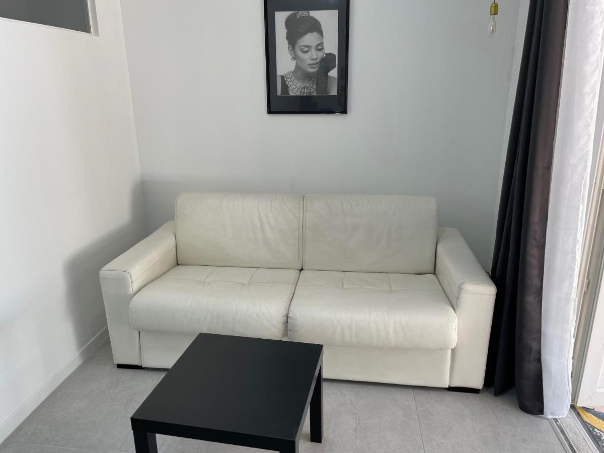 Appartement 30 M2, Piscine Et Parking Prive Mouans-Sartoux Eksteriør bilde