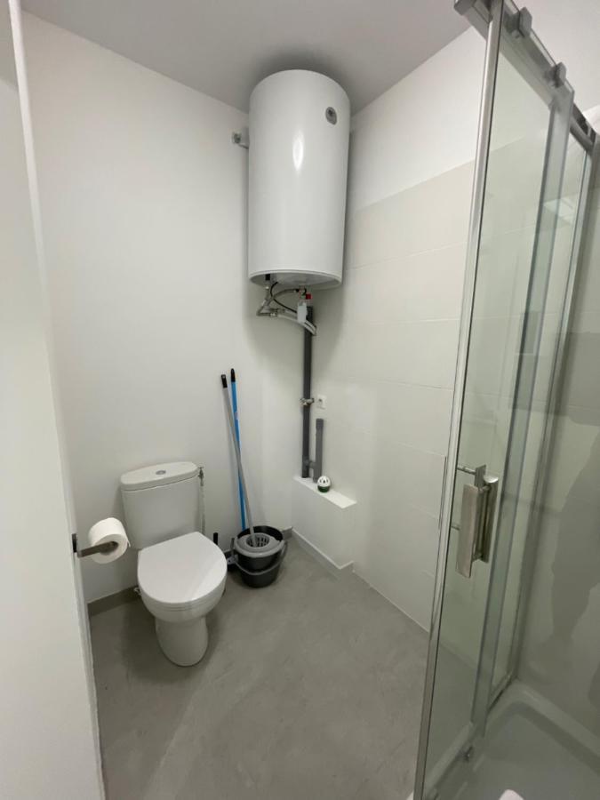Appartement 30 M2, Piscine Et Parking Prive Mouans-Sartoux Eksteriør bilde