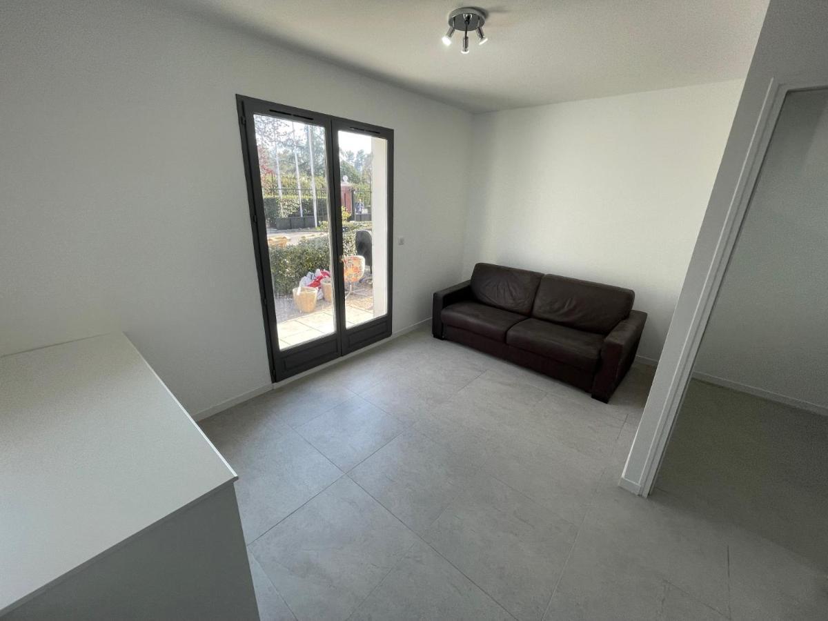 Appartement 30 M2, Piscine Et Parking Prive Mouans-Sartoux Eksteriør bilde
