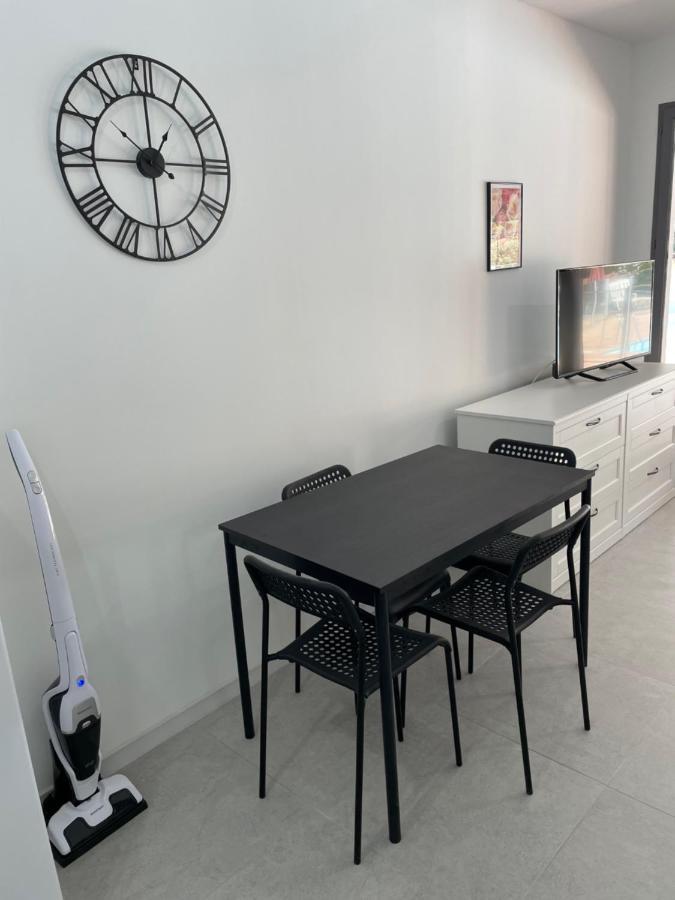 Appartement 30 M2, Piscine Et Parking Prive Mouans-Sartoux Eksteriør bilde