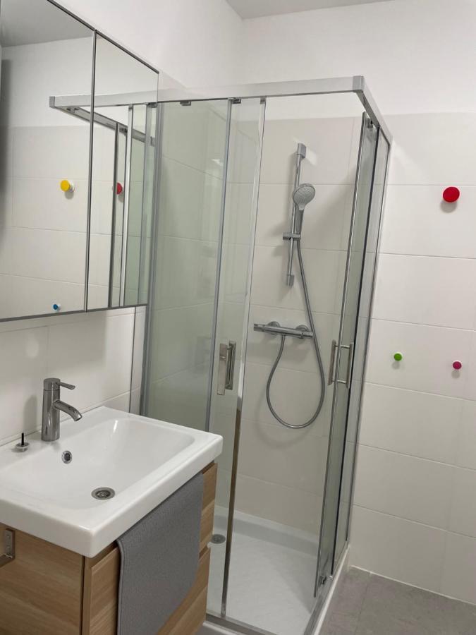 Appartement 30 M2, Piscine Et Parking Prive Mouans-Sartoux Eksteriør bilde